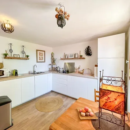 Maisonnette Au Calme Avec Jardin Cosy A *